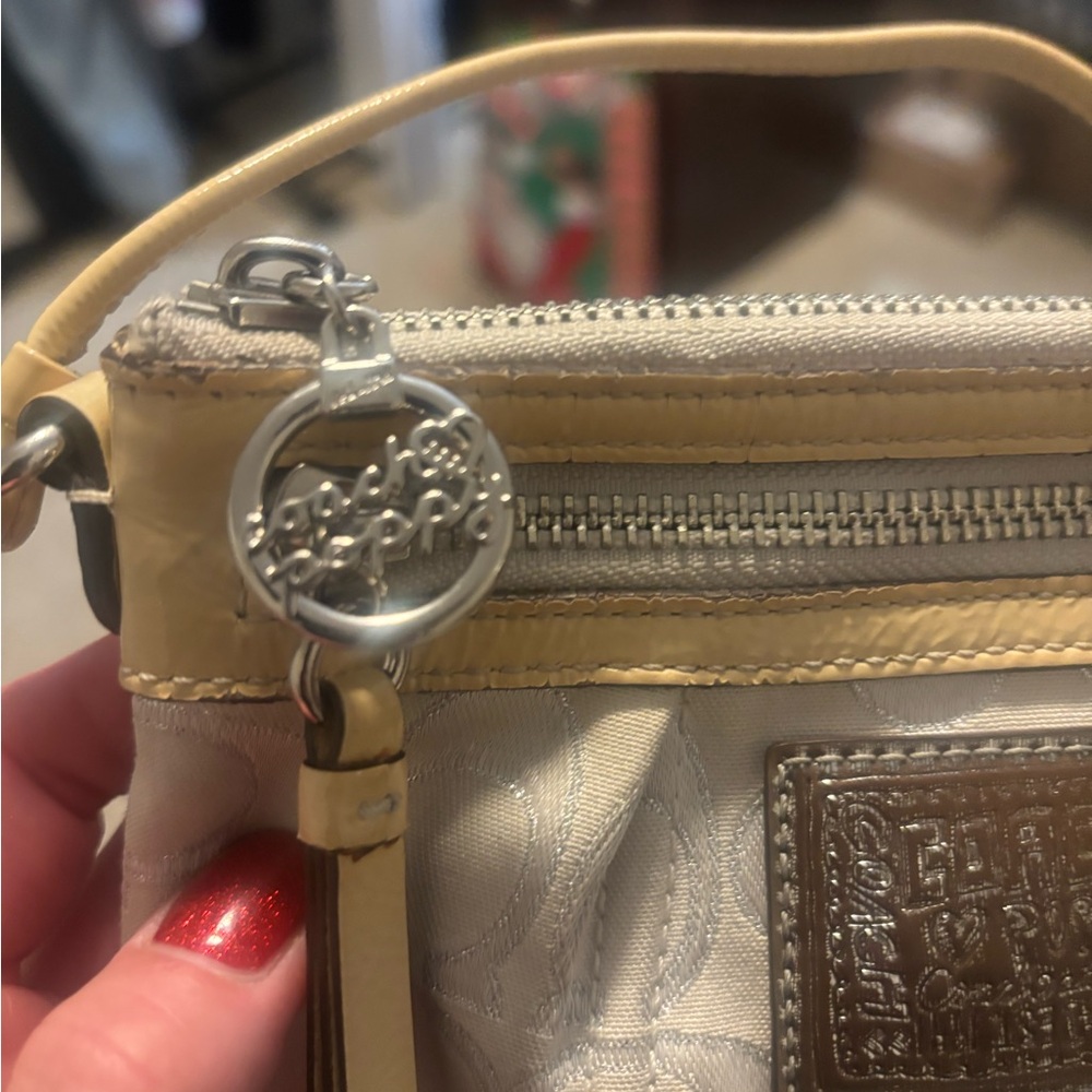Coach Poppy - Beige Signature Wristlet - Picture 2 of 4